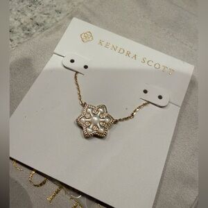 💙Brand New Kendra Scott Snowflake Opal Pendant Necklace in Gold Holidays ❄️